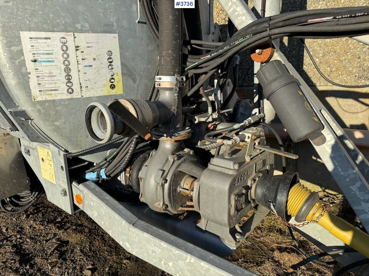 صهريج السماد السائل 2017 Fliegl VFW 10600 Tandem w/lots of equipment: صور 8