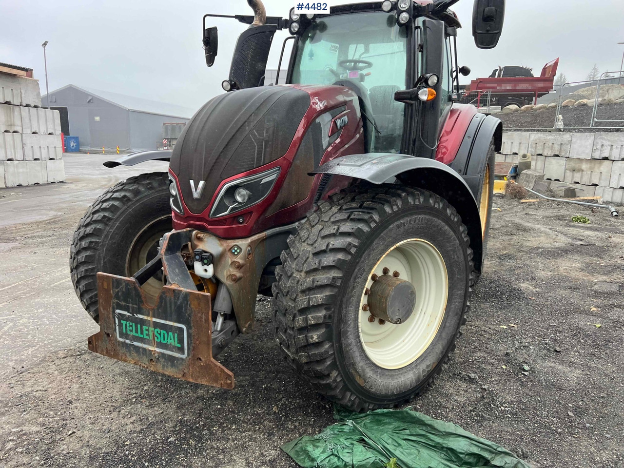 2017 Valtra T234 tractor Plow rigged Tractor - جرار: صور 3 2017 Valtra T234 tractor Plow rigged Tractor - جرار: صور 3
