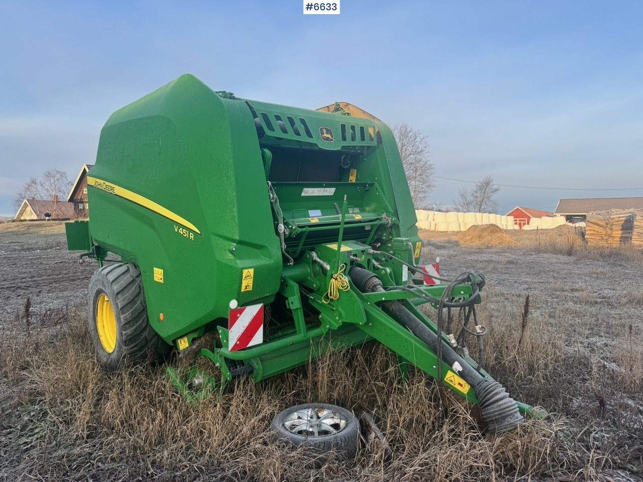 2018 John Deere V451R Round baler - معدات القش: صور 1 2018 John Deere V451R Round baler - معدات القش: صور 1