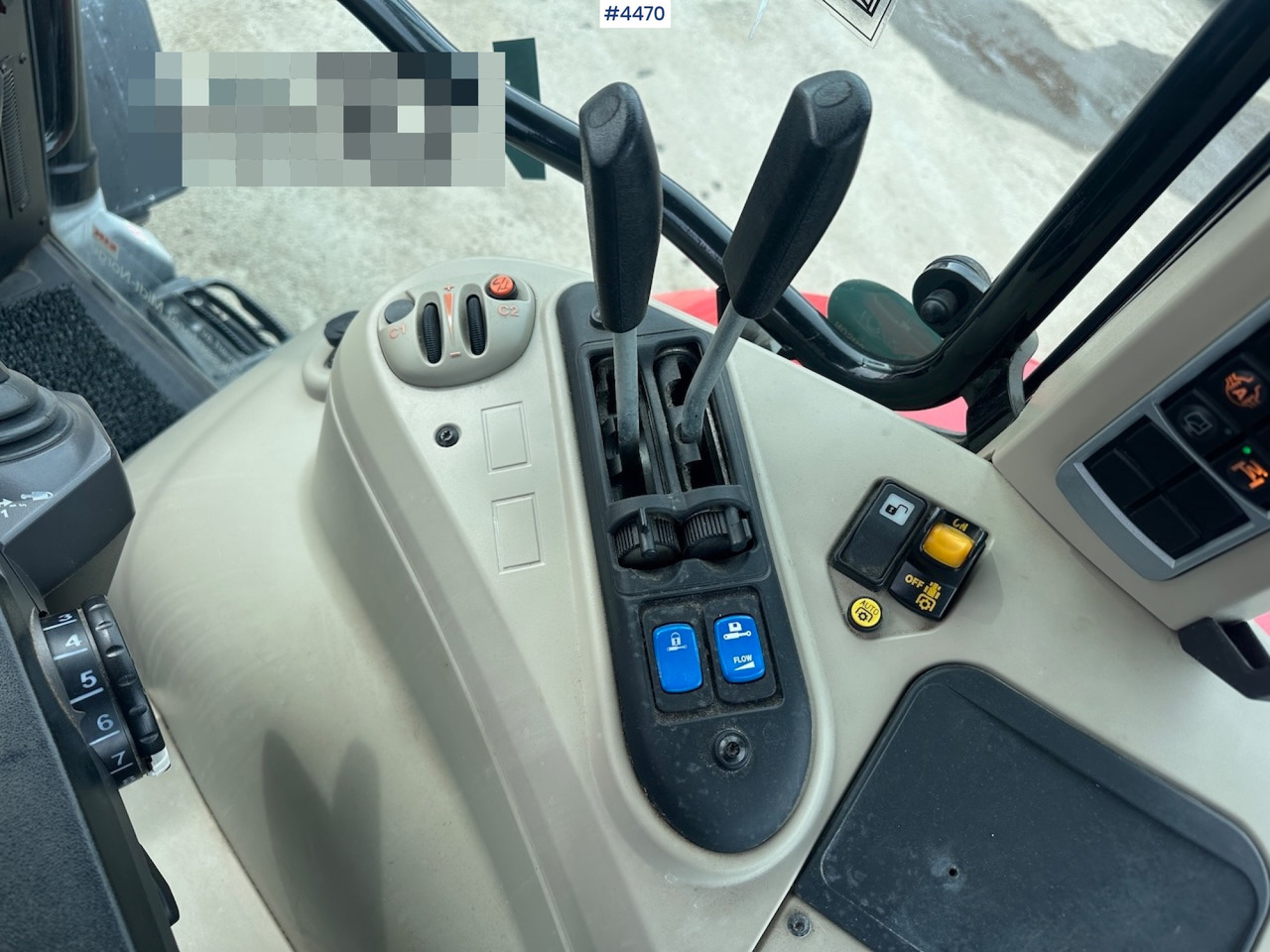 جرار 2018 Massey Ferguson MF5713 S w/ 2020 Dalen snow blower: صور 19 جرار 2018 Massey Ferguson MF5713 S w/ 2020 Dalen snow blower: صور 19