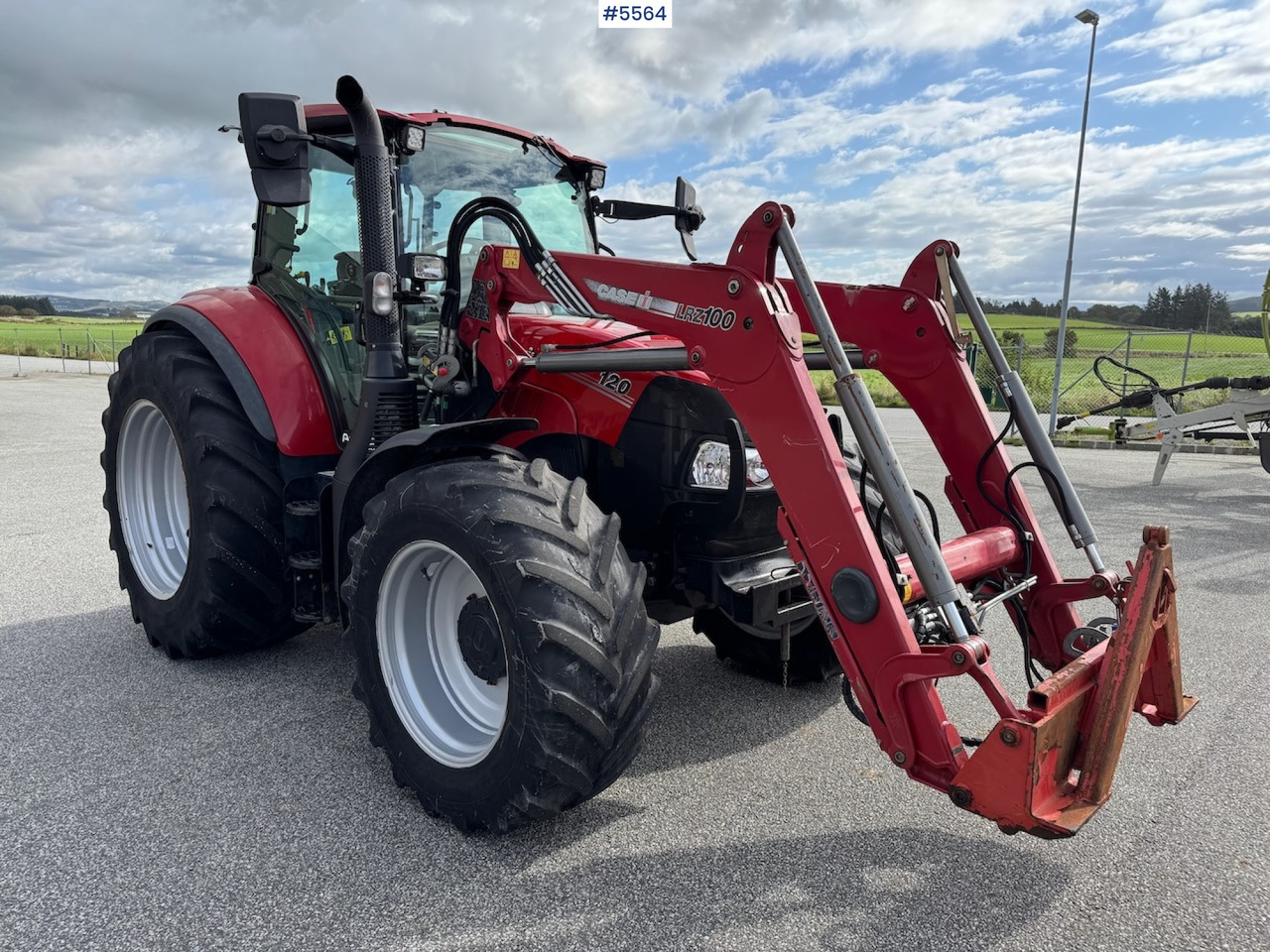 2019 Case IH Luxxum 120 m/ frontlaster. - جرار: صور 1 2019 Case IH Luxxum 120 m/ frontlaster. - جرار: صور 1