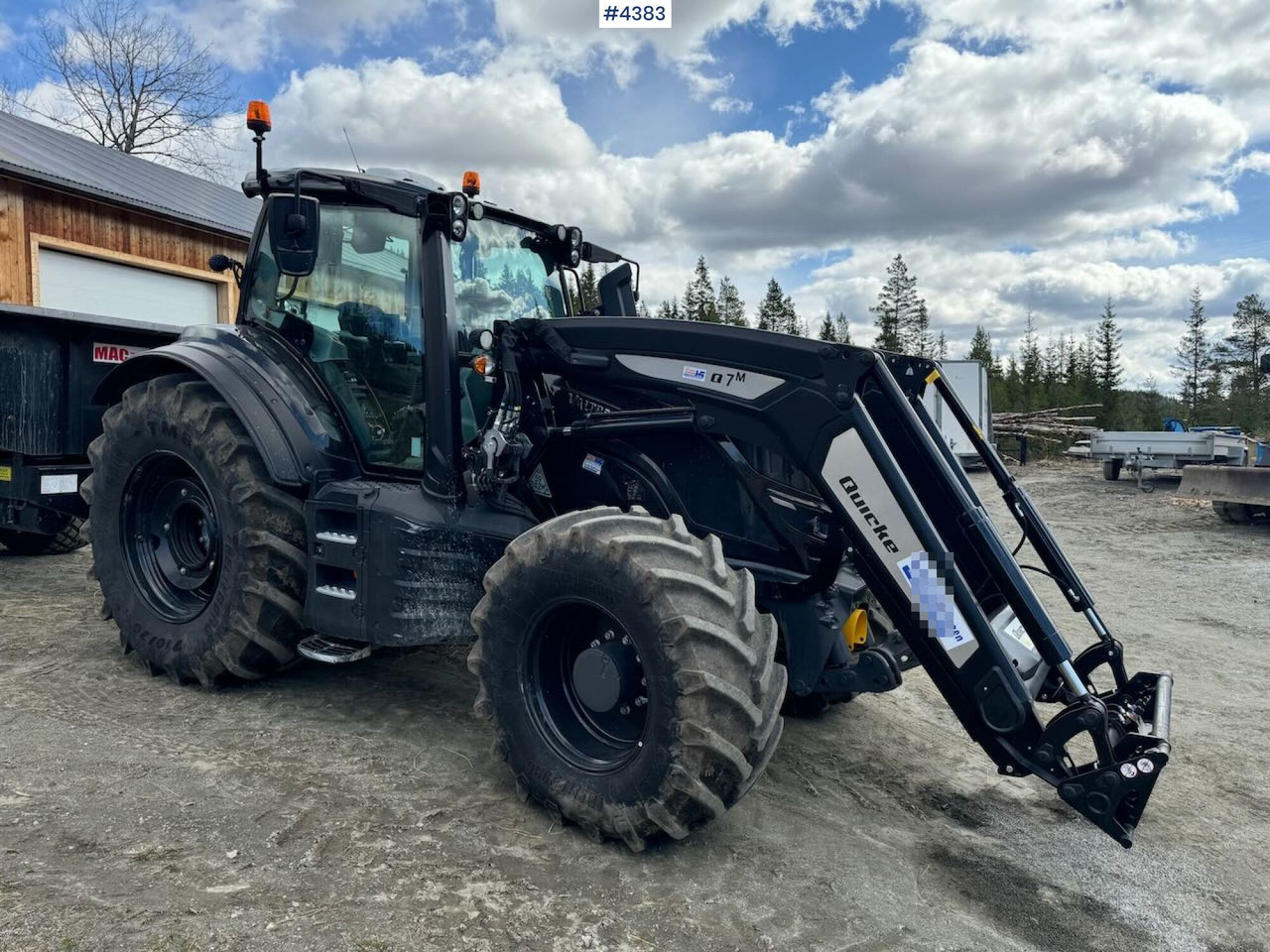 2021 Valtra T234 Versu w/ Quicke Q7 Front Loader - جرار: صور 1 2021 Valtra T234 Versu w/ Quicke Q7 Front Loader - جرار: صور 1