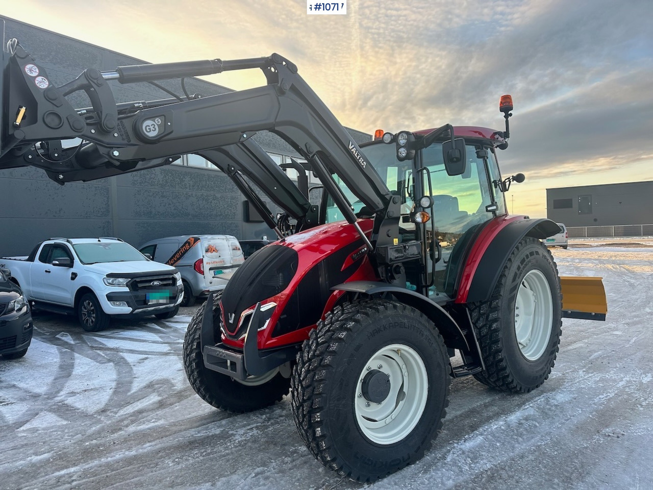 2023 Valtra A95 4x4 Tractor w/ Front Loader, Plow and Back plow - جرار: صور 1 2023 Valtra A95 4x4 Tractor w/ Front Loader, Plow and Back plow - جرار: صور 1