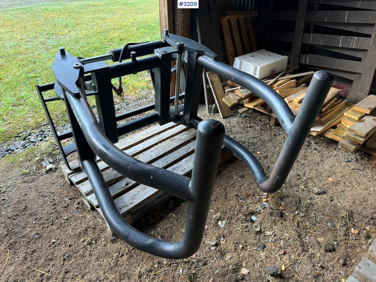 Ålø Flexigrip 160 Round bale clamp - معدات القش: صور 4 Ålø Flexigrip 160 Round bale clamp - معدات القش: صور 4