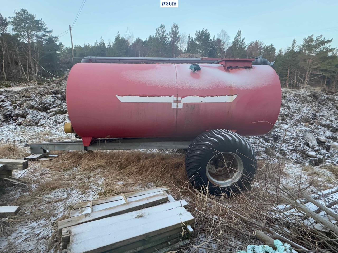 Fertilizer tank 6000 liters - صهريج السماد السائل: صور 3 Fertilizer tank 6000 liters - صهريج السماد السائل: صور 3