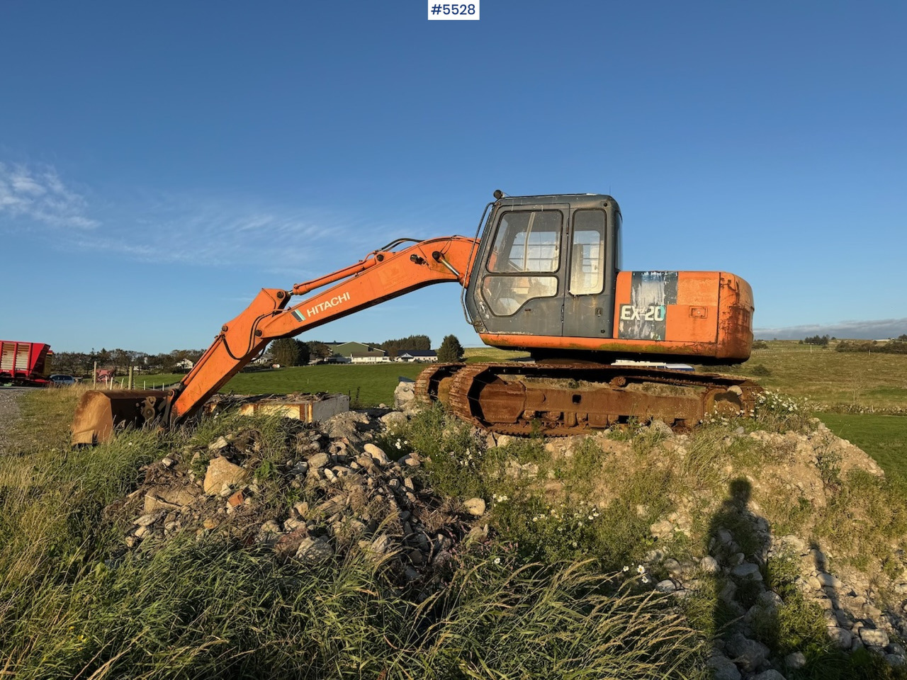 Hitachi EX 120-2. - حفارة: صور 3 Hitachi EX 120-2. - حفارة: صور 3