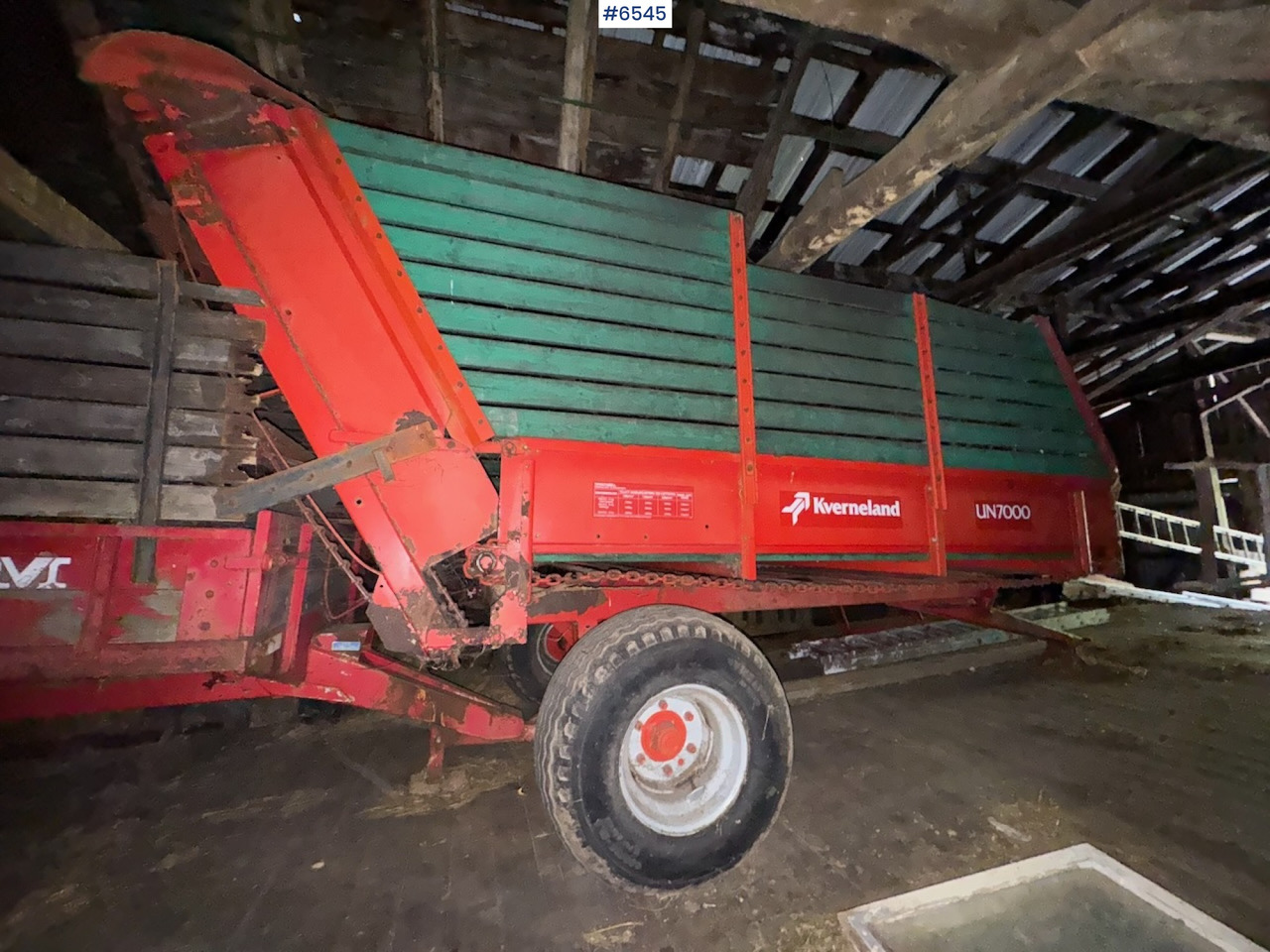 Kverneland UN 7000 Harvesting wagon w/ throwing roller. - معدات القش: صور 4 Kverneland UN 7000 Harvesting wagon w/ throwing roller. - معدات القش: صور 4
