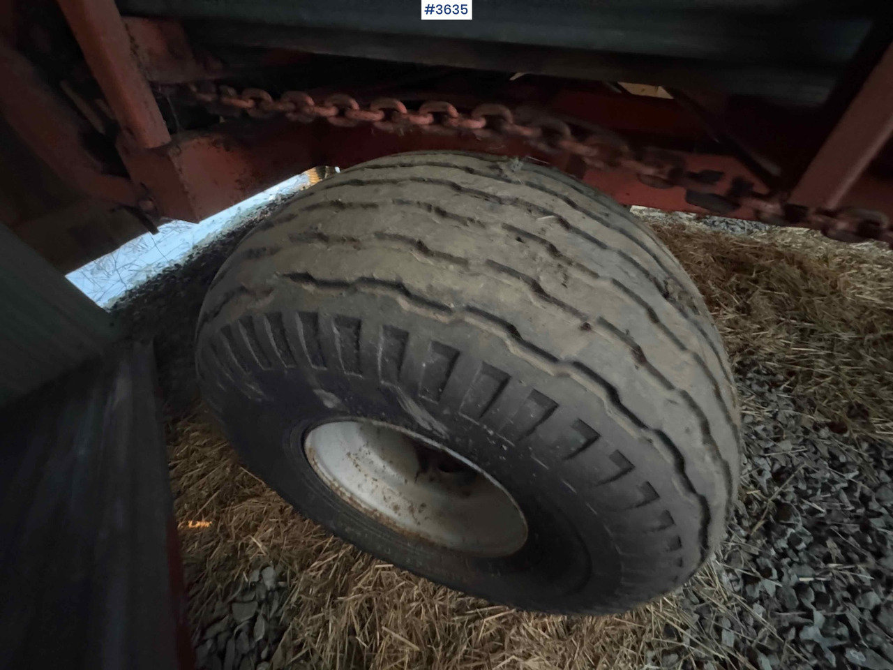 معدات القش Kverneland UN7000 unloading trailer: صور 14