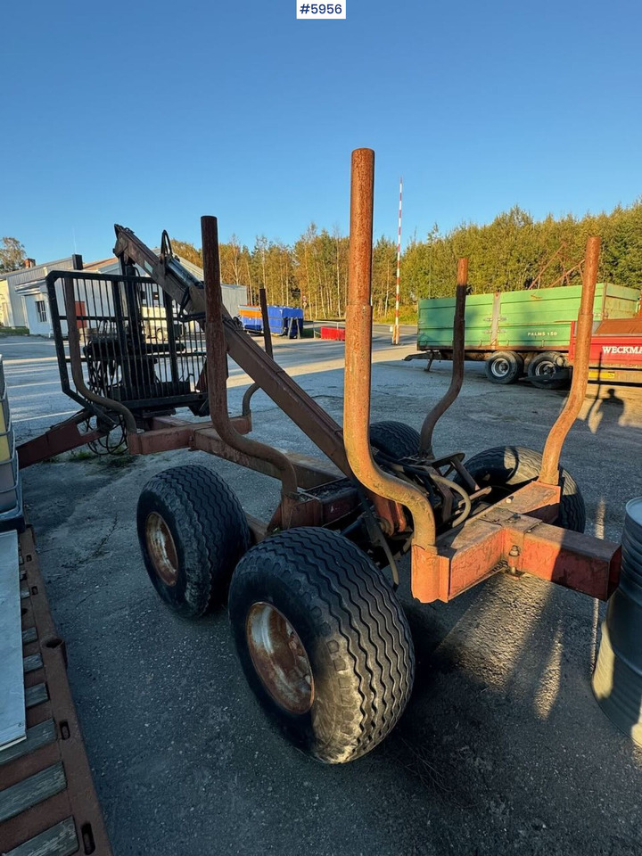 Logging trailer with Kesla crane - مقطورة اخشاب: صور 2 Logging trailer with Kesla crane - مقطورة اخشاب: صور 2