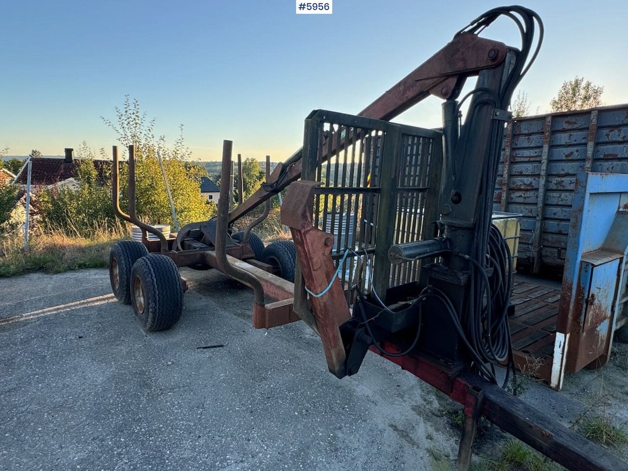 Logging trailer with Kesla crane - مقطورة اخشاب: صور 1 Logging trailer with Kesla crane - مقطورة اخشاب: صور 1