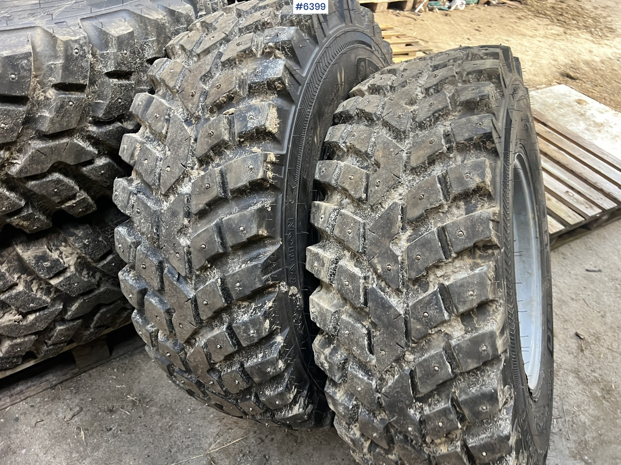 Nokian tri 2 studded tires for tractors - عجلات - الآلات والماكينات الزراعية: صور 4 Nokian tri 2 studded tires for tractors - عجلات - الآلات والماكينات الزراعية: صور 4