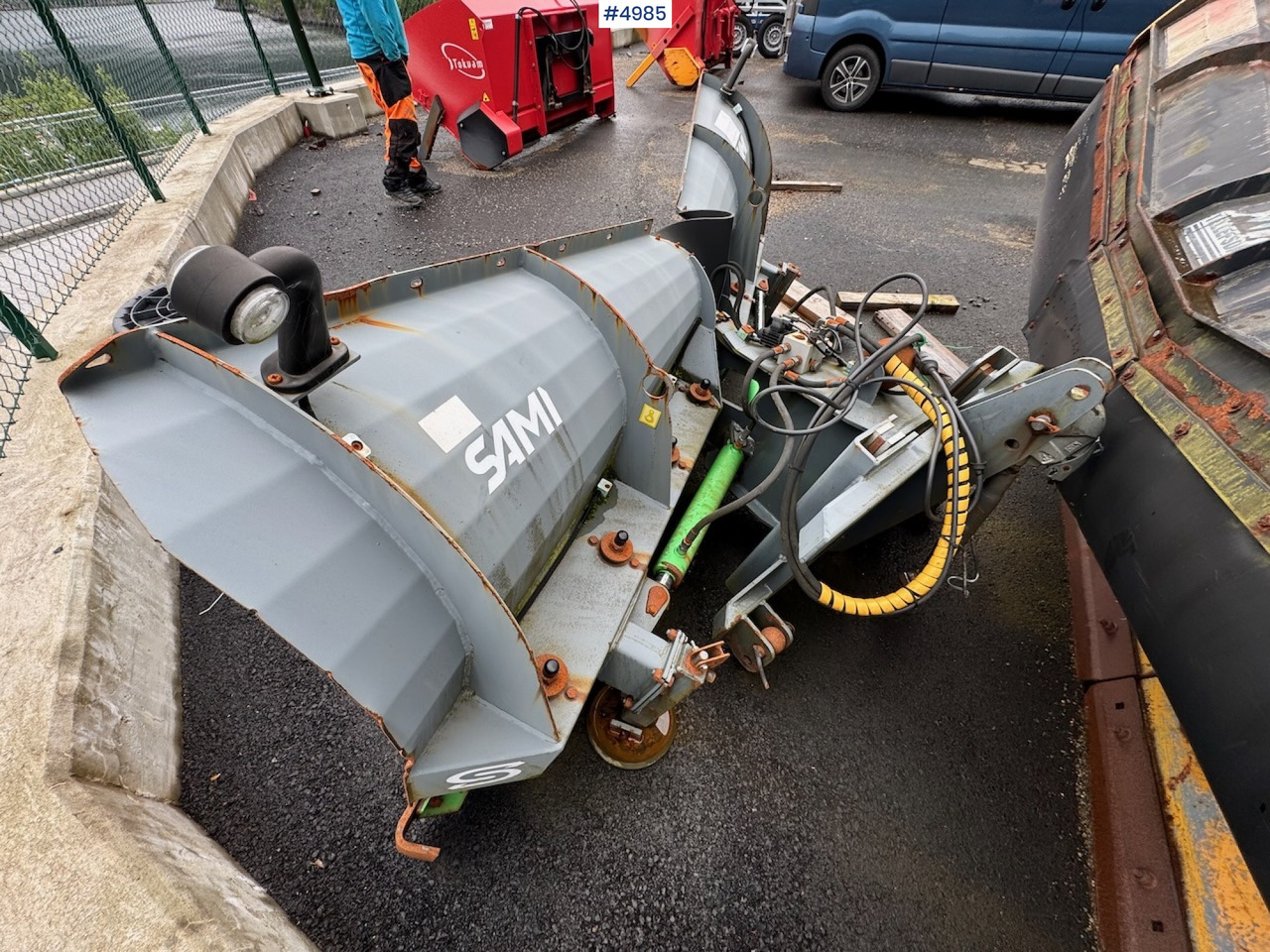 Sami V-Plow VM-2800 SMS. - سيارة بلدية: صور 3 Sami V-Plow VM-2800 SMS. - سيارة بلدية: صور 3