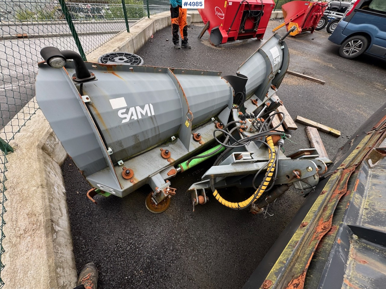 Sami V-Plow VM-2800 SMS. - سيارة بلدية: صور 1 Sami V-Plow VM-2800 SMS. - سيارة بلدية: صور 1