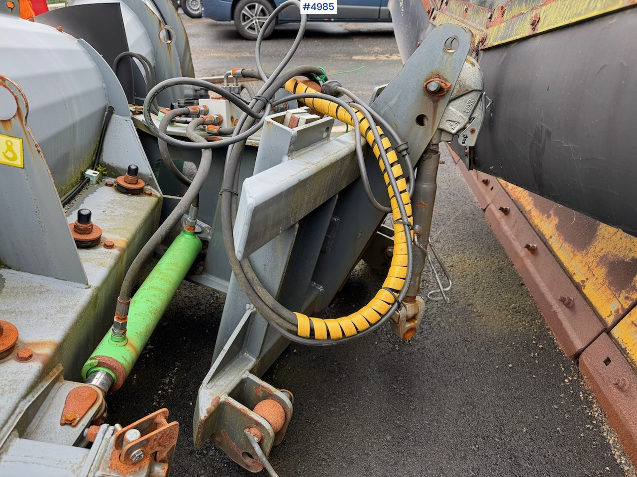 Sami V-Plow VM-2800 SMS. - سيارة بلدية: صور 2 Sami V-Plow VM-2800 SMS. - سيارة بلدية: صور 2