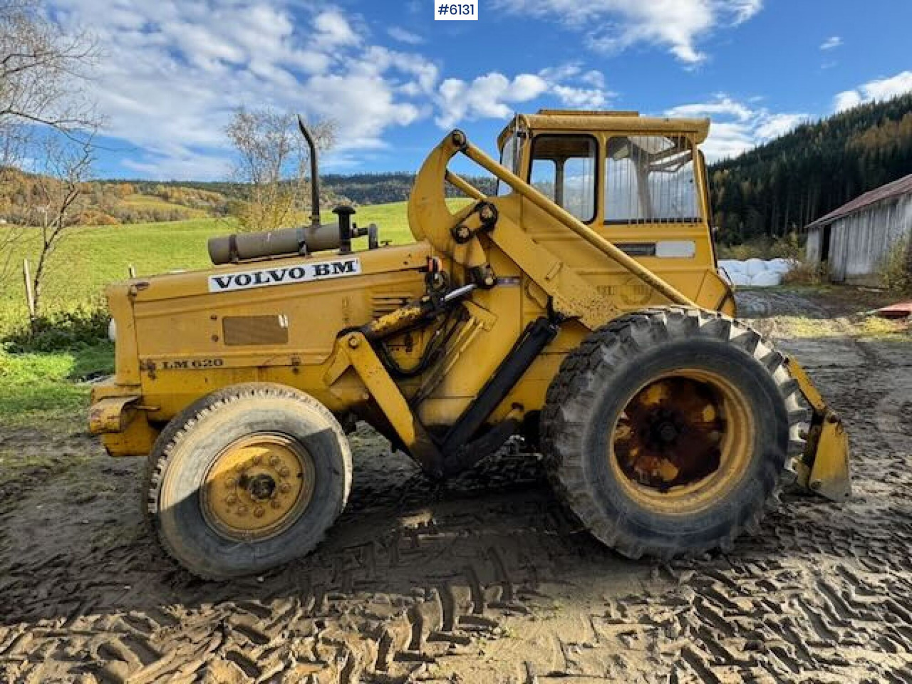 Volvo BM LM 620 rear loader with pallet forks and bucket. WATCH VIDEO! - لودر مفصلي صغير: صور 1 Volvo BM LM 620 rear loader with pallet forks and bucket. WATCH VIDEO! - لودر مفصلي صغير: صور 1