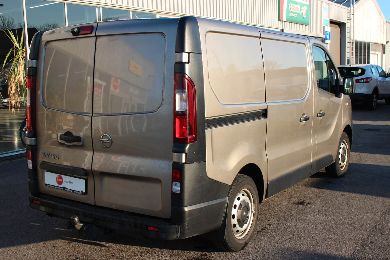 Opel Vivaro B Navi Klima Standheizung AHK - ميكروباص: صور 3 Opel Vivaro B Navi Klima Standheizung AHK - ميكروباص: صور 3