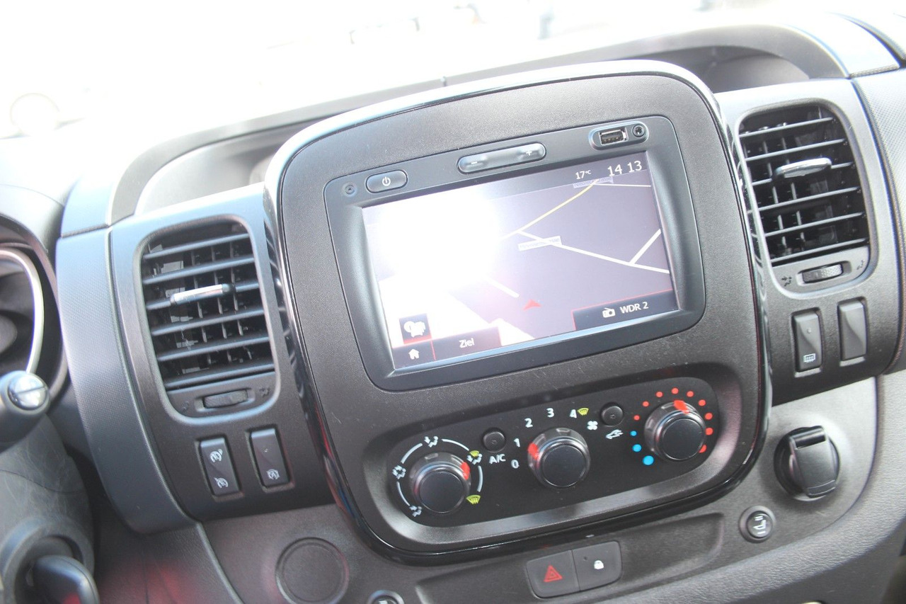 ميكروباص Opel Vivaro B Navi Klima Standheizung AHK: صور 26 ميكروباص Opel Vivaro B Navi Klima Standheizung AHK: صور 26