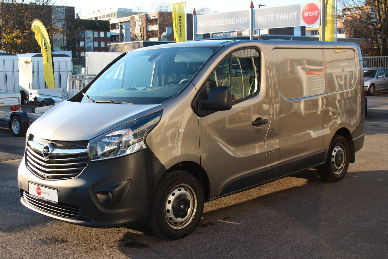 Opel Vivaro B Navi Klima Standheizung AHK - ميكروباص: صور 5 Opel Vivaro B Navi Klima Standheizung AHK - ميكروباص: صور 5