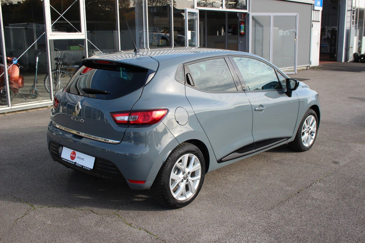 Renault Clio IV Limited 13tKM aus Rentnerbesitz Navi - سيدان: صور 3 Renault Clio IV Limited 13tKM aus Rentnerbesitz Navi - سيدان: صور 3