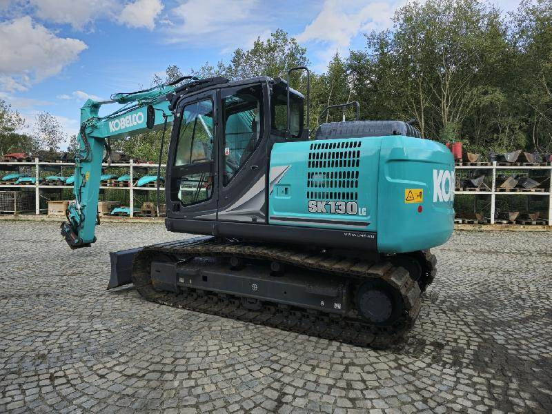 Kobelco SK130LC-11 - حفارات زحافة: صور 4 Kobelco SK130LC-11 - حفارات زحافة: صور 4