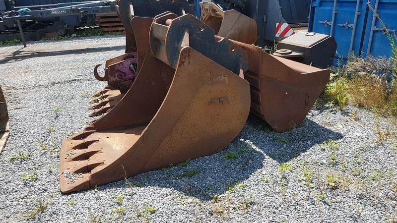 Winkelbauer Löffelpaket mit hydr. Schnellwechsler  - بكت حفار - آلات البناء: صور 4 Winkelbauer Löffelpaket mit hydr. Schnellwechsler  - بكت حفار - آلات البناء: صور 4