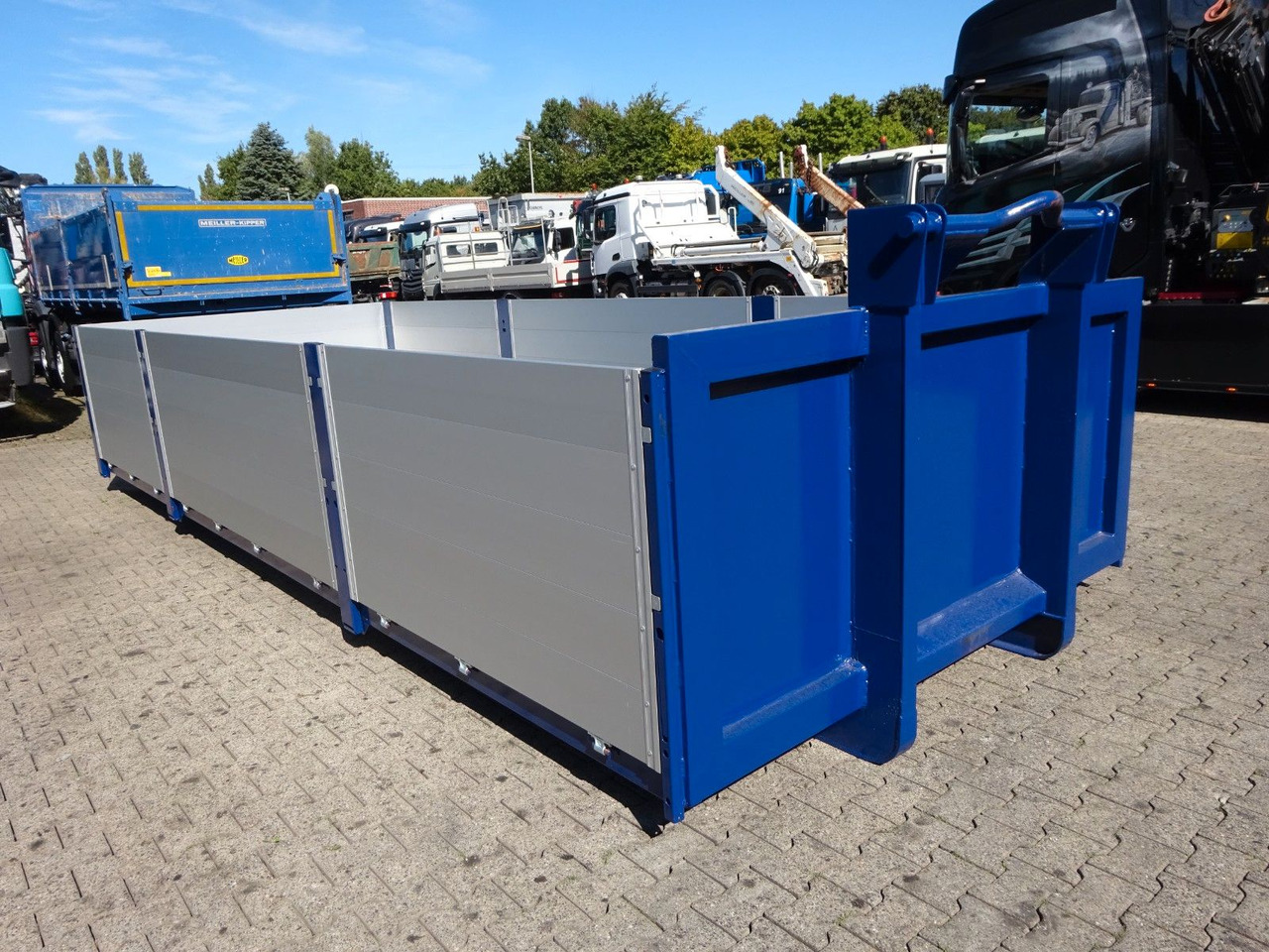 12 cbm Abrollcontainer Pritsche - شاحنة ذات الخطاف: صور 1 12 cbm Abrollcontainer Pritsche - شاحنة ذات الخطاف: صور 1