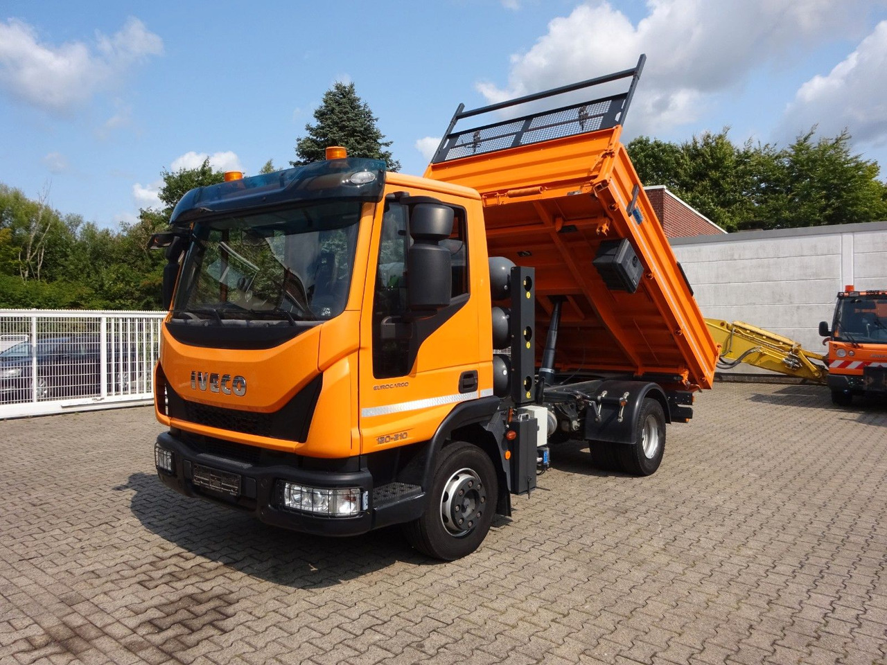 Iveco 120-210 MEILLER 3Skipper CNG GAS 4x2 - قلابات: صور 1 Iveco 120-210 MEILLER 3Skipper CNG GAS 4x2 - قلابات: صور 1
