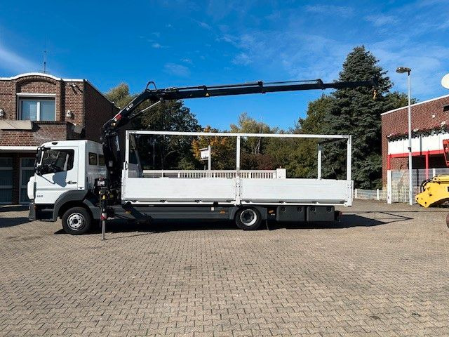 Mercedes-Benz 1221 Pritsche + HIAB XS077 ES 3 - 4x2 weiß - شاحنات مسطحة, شاحنة كرين: صور 2 Mercedes-Benz 1221 Pritsche + HIAB XS077 ES 3 - 4x2 weiß - شاحنات مسطحة, شاحنة كرين: صور 2