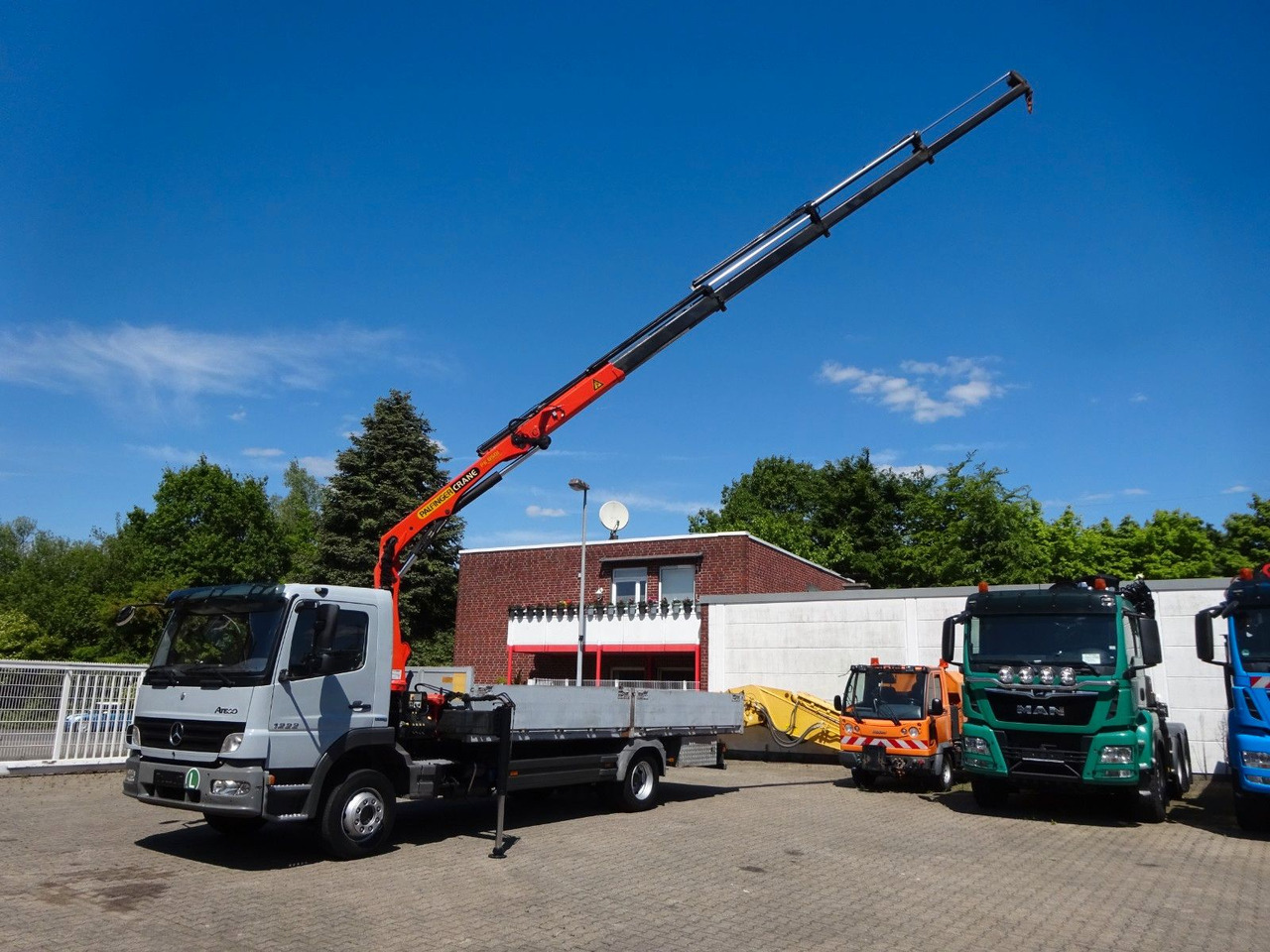 Mercedes-Benz 1222 Atego mit Palfinger PK8501 Kran 4x2 - شاحنات مسطحة, شاحنة كرين: صور 2 Mercedes-Benz 1222 Atego mit Palfinger PK8501 Kran 4x2 - شاحنات مسطحة, شاحنة كرين: صور 2