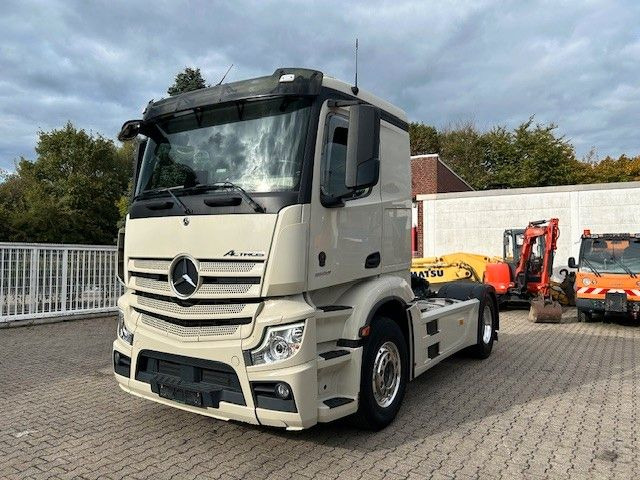 Mercedes-Benz 1848 Actros SZM mit Kipperpumpe 4x im Bestand - شاحنة جرار: صور 1 Mercedes-Benz 1848 Actros SZM mit Kipperpumpe 4x im Bestand - شاحنة جرار: صور 1