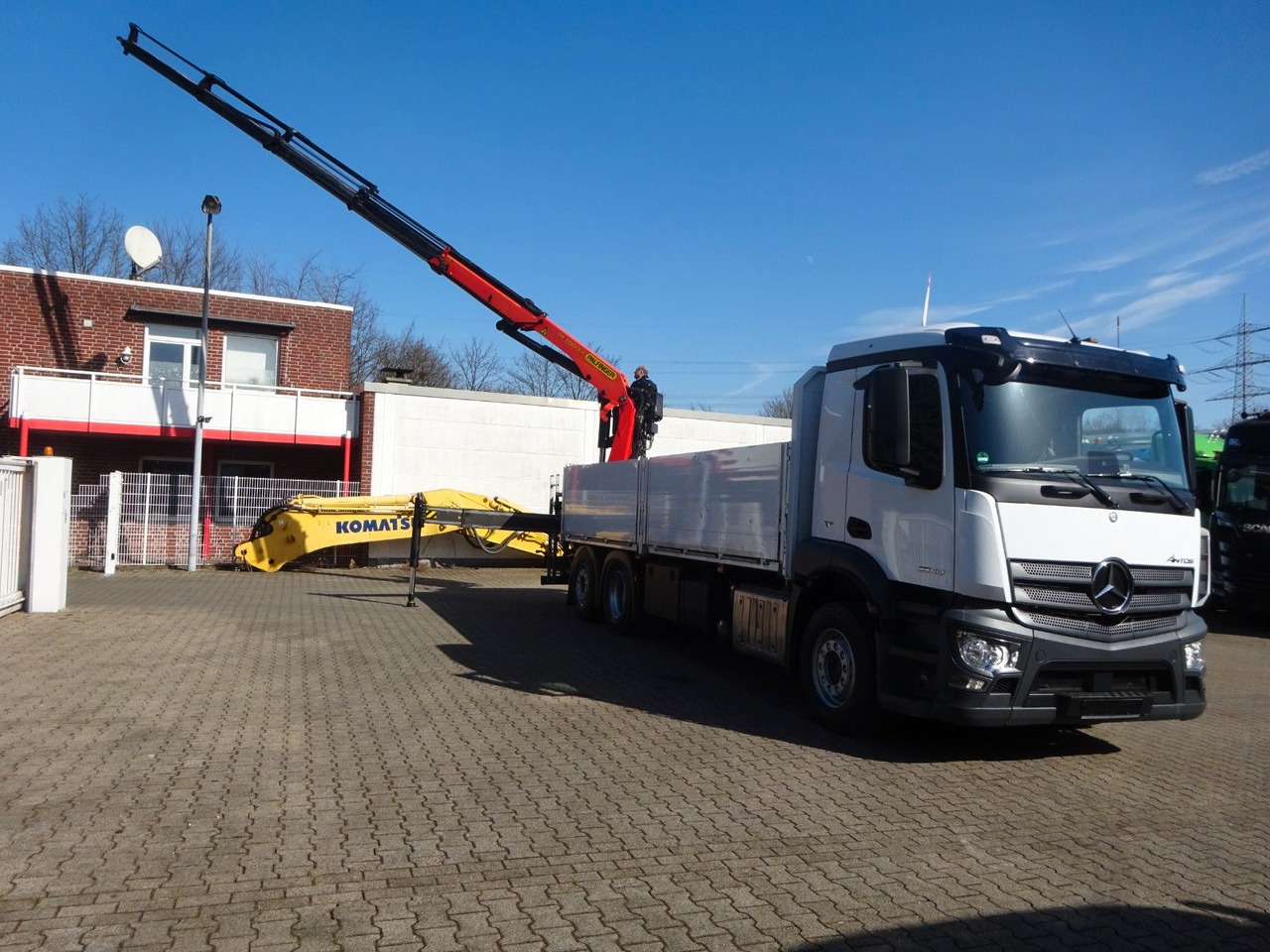 Mercedes-Benz 2540 Antos + Palfinger 20001K Hecklade-Kran - شاحنة كرين, شاحنات مسطحة: صور 3 Mercedes-Benz 2540 Antos + Palfinger 20001K Hecklade-Kran - شاحنة كرين, شاحنات مسطحة: صور 3