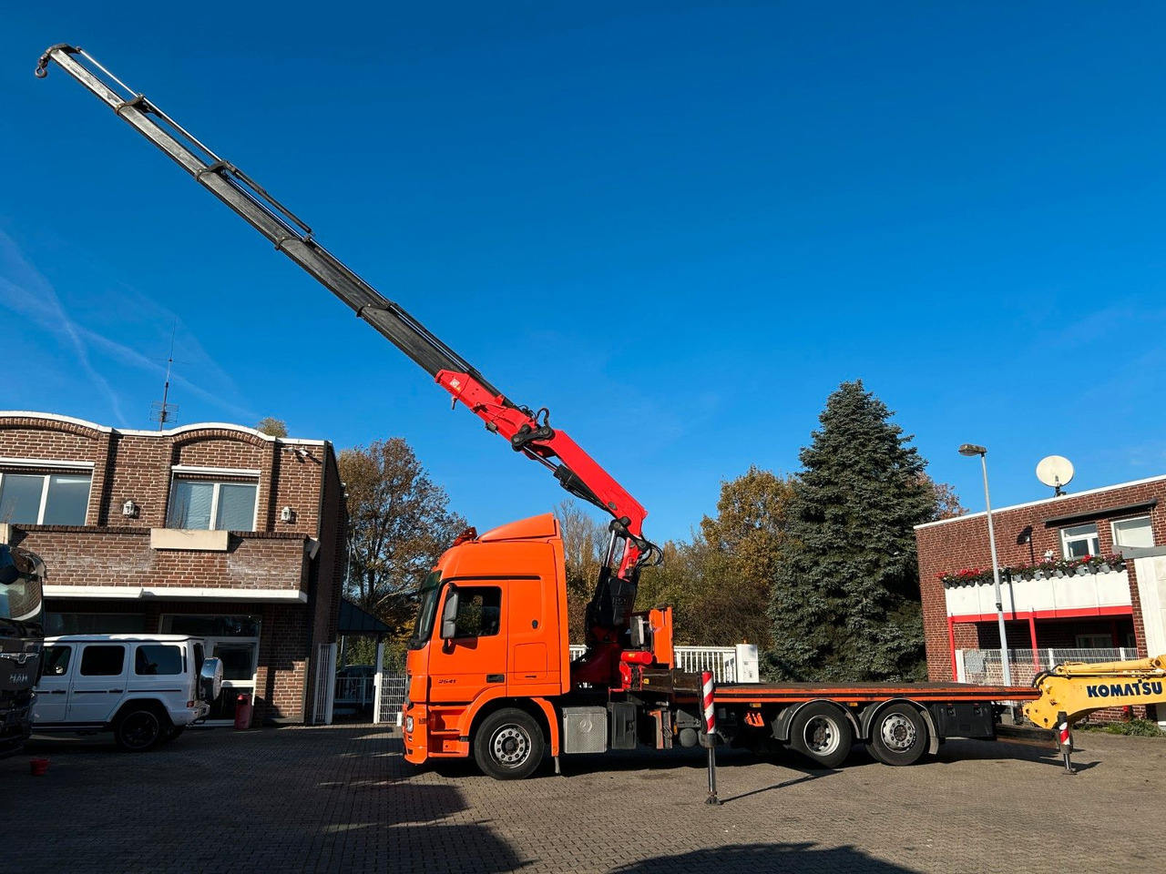 Mercedes-Benz 2541 Actros Plattform + FASSI Kran 6X2 - شاحنة كرين: صور 1 Mercedes-Benz 2541 Actros Plattform + FASSI Kran 6X2 - شاحنة كرين: صور 1