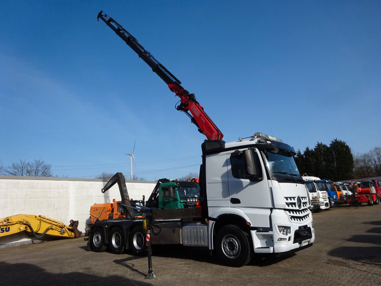 Mercedes-Benz 3248 Fassi Abroller + Fassi F275A 8x4 TRIDEM - شاحنة كرين: صور 1 Mercedes-Benz 3248 Fassi Abroller + Fassi F275A 8x4 TRIDEM - شاحنة كرين: صور 1