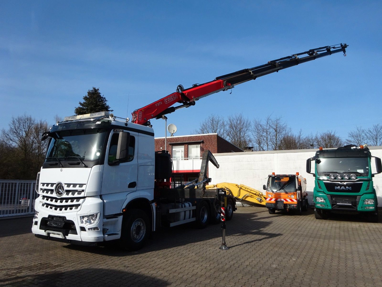 Mercedes-Benz 3248 Fassi Abroller + Fassi F275A 8x4 TRIDEM - شاحنة كرين: صور 5 Mercedes-Benz 3248 Fassi Abroller + Fassi F275A 8x4 TRIDEM - شاحنة كرين: صور 5