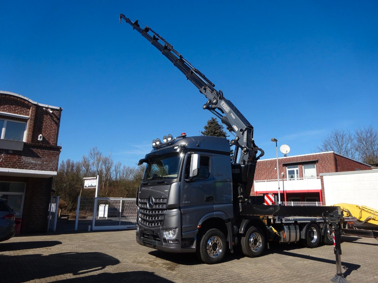 Mercedes-Benz 3453 Plattform + Fassi F820 Kran 8x2 Mercedes-Benz 3453 FASSI F820 Kran 8x Hydr. Ausschub - شاحنة كرين, شاحنات مسطحة: صور 4 Mercedes-Benz 3453 Plattform + Fassi F820 Kran 8x2 Mercedes-Benz 3453 FASSI F820 Kran 8x Hydr. Ausschub - شاحنة كرين, شاحنات مسطحة: صور 4