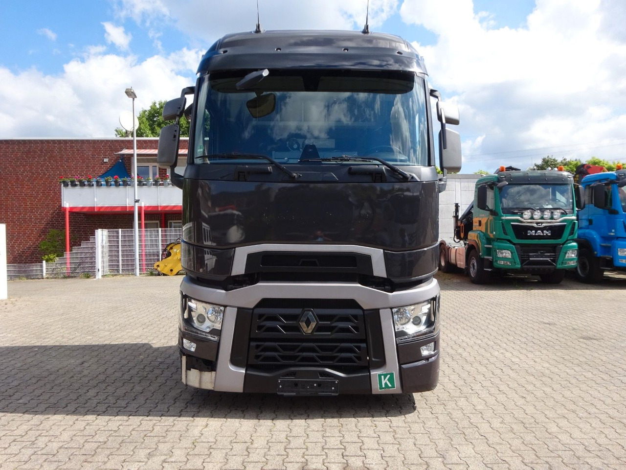 Renault T 520 Komfort SZM 4x2 - شاحنة جرار: صور 5 Renault T 520 Komfort SZM 4x2 - شاحنة جرار: صور 5