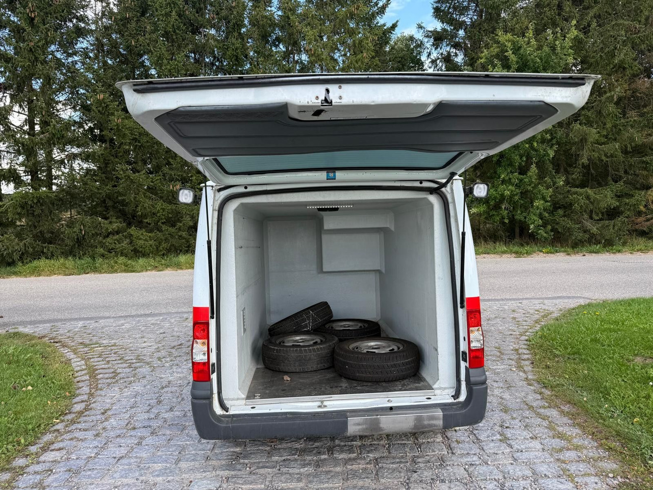 ميكروباص Ford Transit Kombi FT 300 K: صور 18