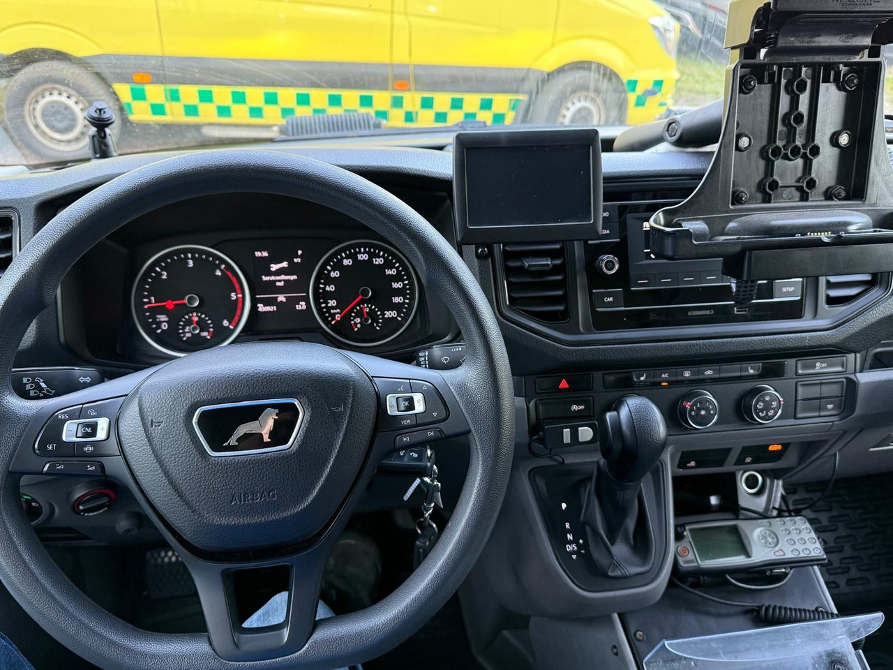 MAN TGE 4.180 Ambulance * 29 800 € netto *RESERVED إيجار MAN TGE 4.180 Ambulance * 29 800 € netto *RESERVED: صور 23