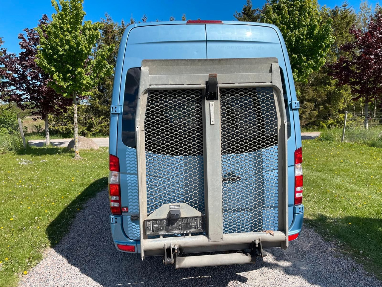 Mercedes-Benz Sprinter II Kombi CDI Aut ** BUS 11 sitze** - ميكروباص: صور 5 Mercedes-Benz Sprinter II Kombi CDI Aut ** BUS 11 sitze** - ميكروباص: صور 5