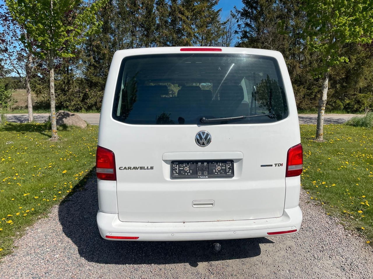 Volkswagen T5 Caravelle 2.0 TDI DSG Comfortline Lang - ميكروباص: صور 4 Volkswagen T5 Caravelle 2.0 TDI DSG Comfortline Lang - ميكروباص: صور 4