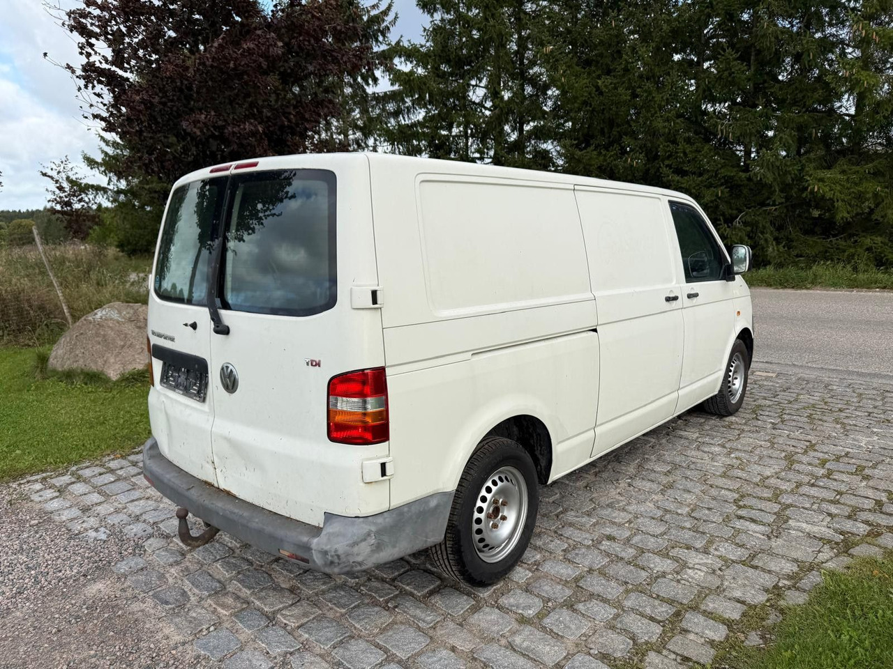 Volkswagen T5 Transporter 2.5 TDI Kasten lang - فان المدمجة: صور 4 Volkswagen T5 Transporter 2.5 TDI Kasten lang - فان المدمجة: صور 4