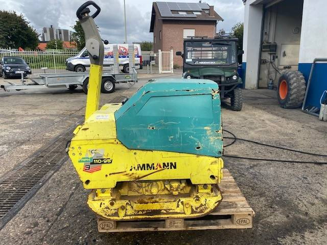 Ammann APH 110-95 - صفائح اهتزازية: صور 1 Ammann APH 110-95 - صفائح اهتزازية: صور 1
