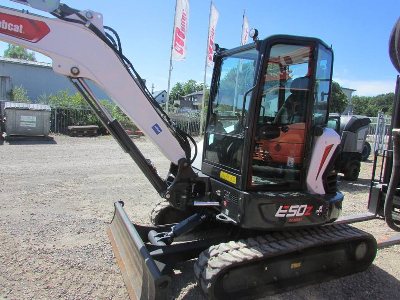 Bobcat E 50z Minibagger 42.500 EUR - حفارة مصغرة: صور 5 Bobcat E 50z Minibagger 42.500 EUR - حفارة مصغرة: صور 5
