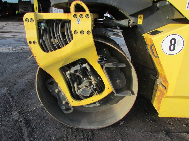 Bomag BW 154 A P-4 AM / Asphaltmanager Walze - مدحلة: صور 3 Bomag BW 154 A P-4 AM / Asphaltmanager Walze - مدحلة: صور 3