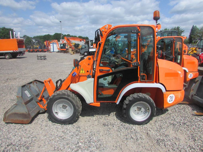 Kramer 5035 Radlader 20.500 EUR - اللودر بعجل: صور 1 Kramer 5035 Radlader 20.500 EUR - اللودر بعجل: صور 1