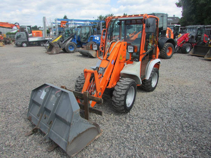 Kramer 5035 Radlader 20.500 EUR - اللودر بعجل: صور 2 Kramer 5035 Radlader 20.500 EUR - اللودر بعجل: صور 2