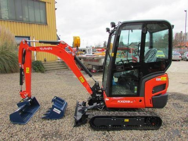 Kubota KX 019-4 Minibagger 26.750 EUR - حفارة مصغرة: صور 4 Kubota KX 019-4 Minibagger 26.750 EUR - حفارة مصغرة: صور 4