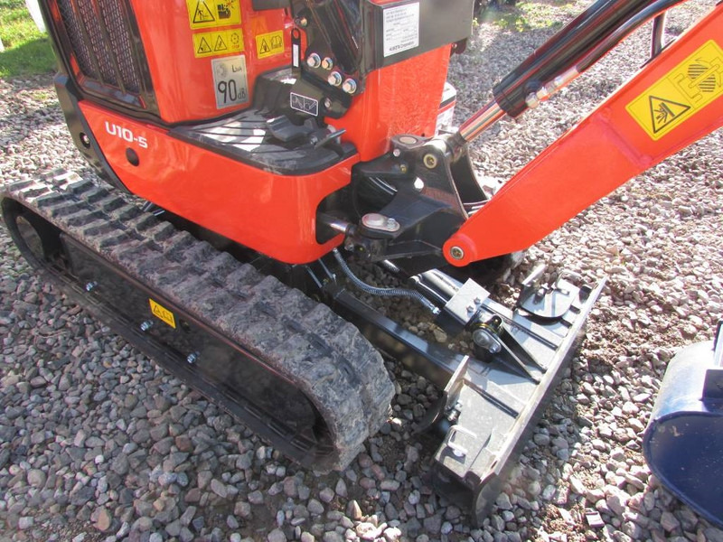 Kubota U 10-5 Side Lever Minibagger 21.500 EUR - حفارة مصغرة: صور 5 Kubota U 10-5 Side Lever Minibagger 21.500 EUR - حفارة مصغرة: صور 5