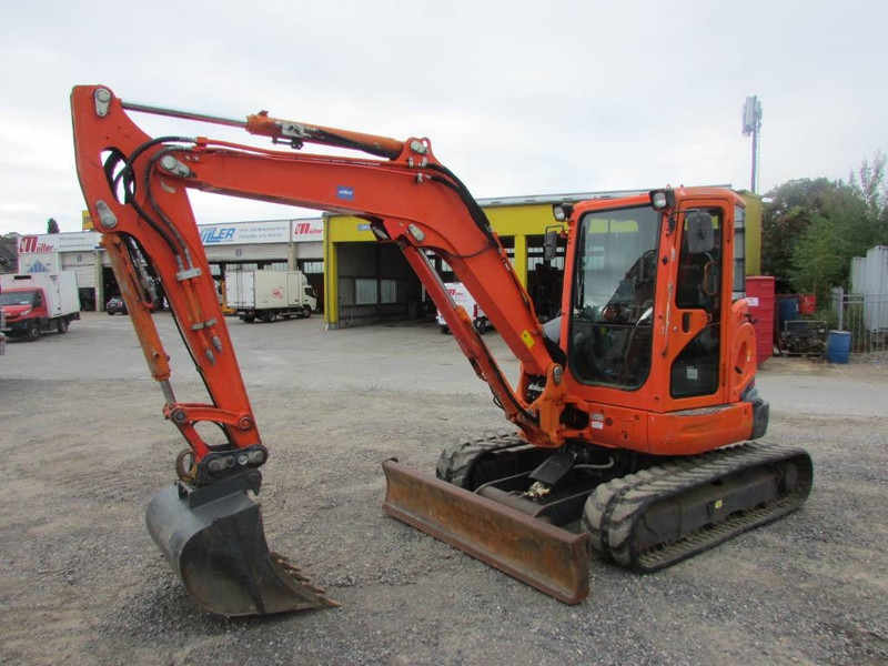 Kubota U 55-4 Minibagger 25.500 EUR - حفارة مصغرة: صور 3 Kubota U 55-4 Minibagger 25.500 EUR - حفارة مصغرة: صور 3