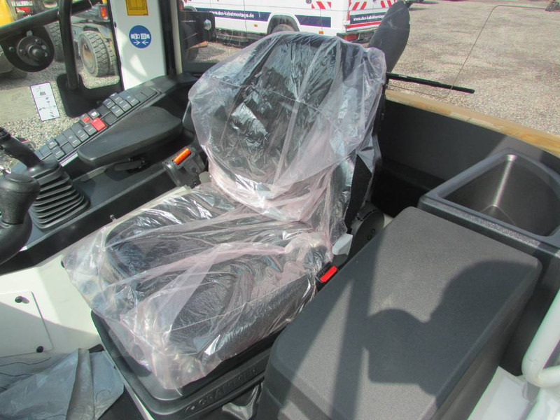 جديد اللودر بعجل Liebherr L 506 C Compact 47.000 EUR netto Radlader 506C: صور 9